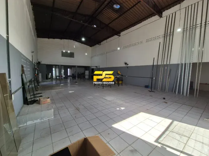 Galpão para Locação com 250m² REF: GA0080