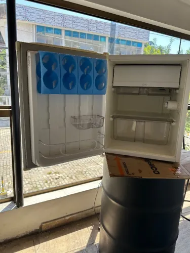 Vendo frigobar