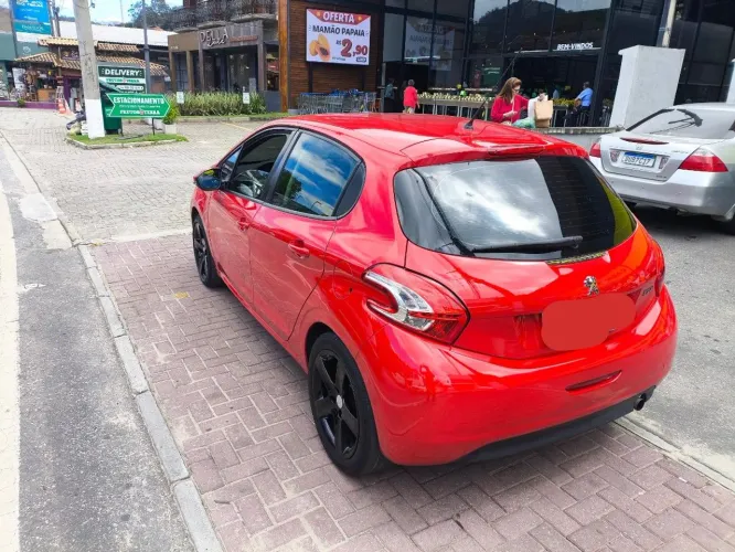 Peugeot 208 Active/active Pack 1.5 Flex 8V 5P 2014