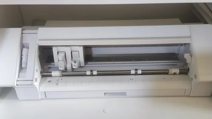 Plotter de corte Silhouette cameo 4
