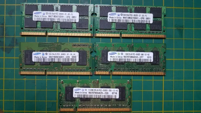 Memórias RAM Samsung Macbook Pro DDR3 2gb 1gb 512mb