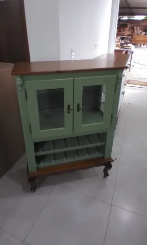 Mini Adega MDF, Com Pés E Tampo Em Madeira