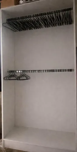 Vendo closet e arada conservado