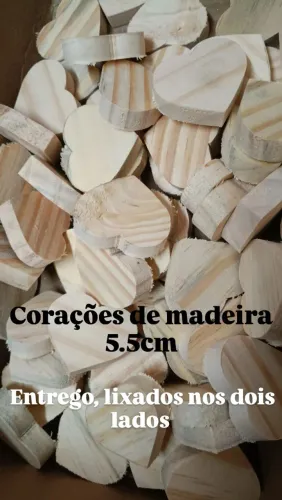 Corações de madeira para artesanato 
