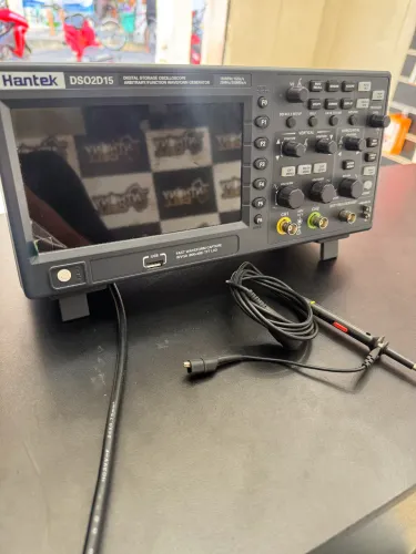 Osciloscópio Hantek DSO2D15 150Mhz com gerador de funções. Novo!! Com acessórios