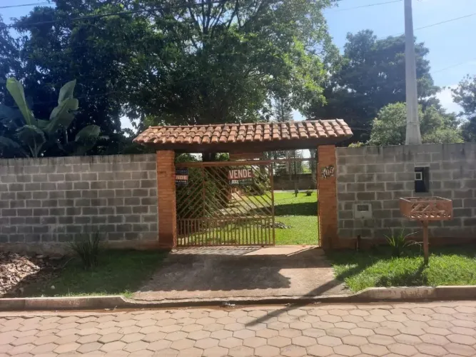 Chácara no Pq. das Laranjeiras II