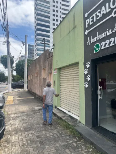 Alugo ponto comercial em Petrópolis/Tirol com 110m2