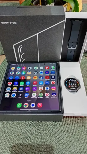 GALAXY Z FOLD 7 512GB + GALAXY WATCH 8 - SOMENTE TROCA
