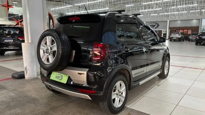 Volkswagen Crossfox 1.6 MI Total Flex 8V 5P 2011