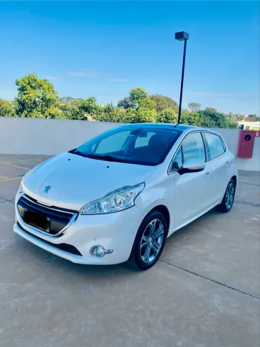 Peugeot 208 Griffe 1.6 Flex 16V 5P Aut. 2016