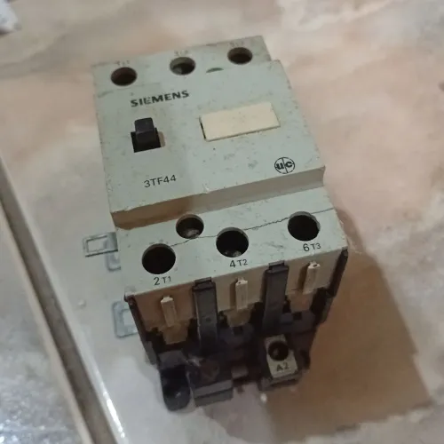 Siemens CONTATOR 220/230V 8.5KW 380/400V 15KW 440V 18.5KW 660/690V 23KW 2NA 2NF