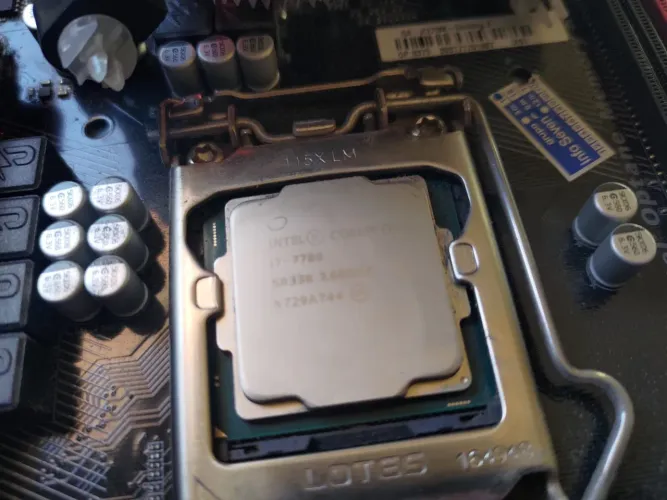 I7 7700 + h270m gaming 3 + Cooler Box