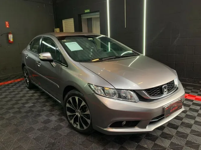 Honda Civic Sedan LXR 2.0 Flexone 16V Aut. 4P 2015