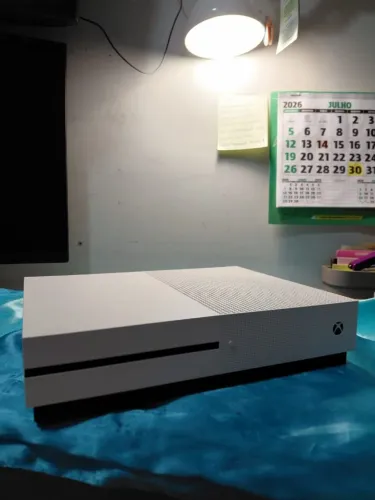 Xbox one s com controle de series x