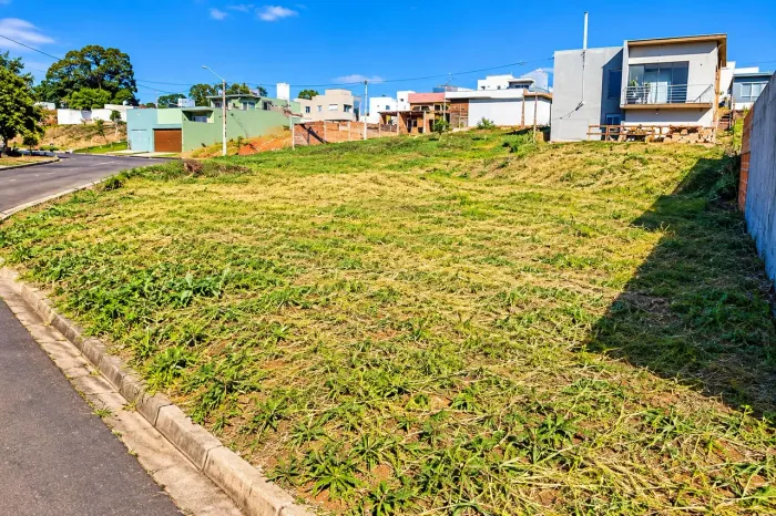 TERRENO DE ESQUINA À VENDA - CAMPESTRE | PIRACICABA