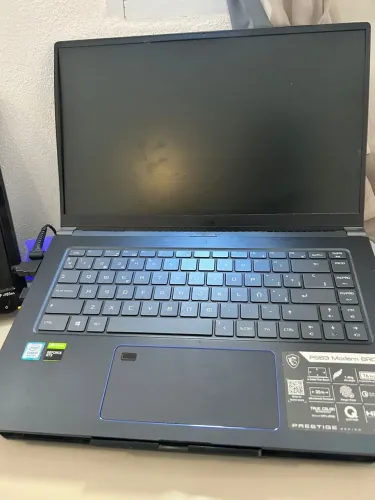 Notebook MSI PS63 modern 8RD