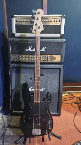 Baixo Squier PJ ( Somente Venda 