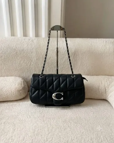 Bolsa Coach Quilted Tabby 26 Preto Couro Nappa Acolchoado e Ferragens Prateadas