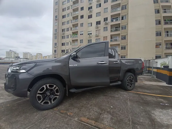 Toyota Hilux CD SRX 4X4 2.8 TDI 16V Diesel Aut. 2024