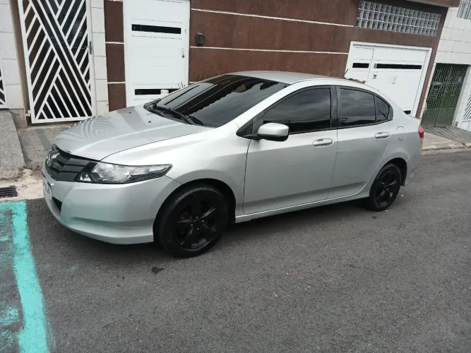 Honda City Sedan LX 1.5 Flex 16V 4P Mec. 2011