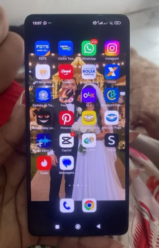 Redmi note 14 S novo 512 GB funcionando tudo perfeitamente no precinho pá sair logo 950 re