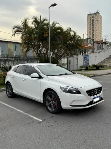 Volvo V40 T-4 2.0 Aut./mec. 2014