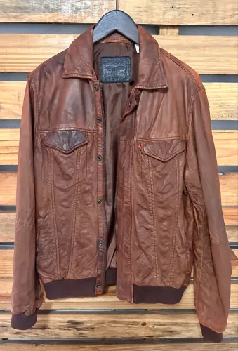 Jaqueta bomber couro legítimo levis