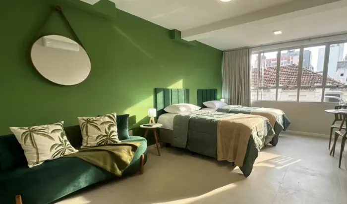 5 Studios mobiliados. Centro, Florianópolis.