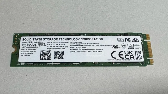 SSD 256gb m.2 ngff ssstc usado