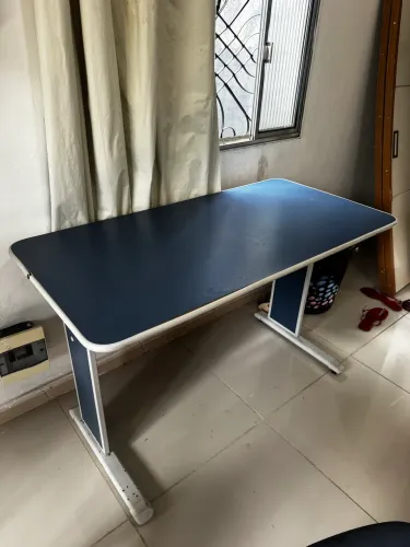Vendo mesa para estudo 