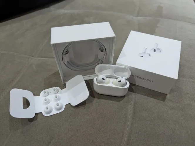 Apple AirPods Pro em ótimo estado
