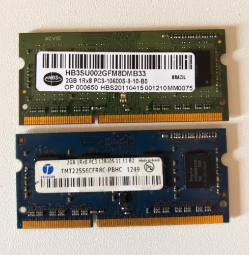 Memória RAM DDR3 4GB (2x2GB) 1333MHz/1600MHz