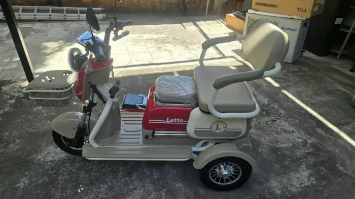 TRICICLO ELETRICO LETTO