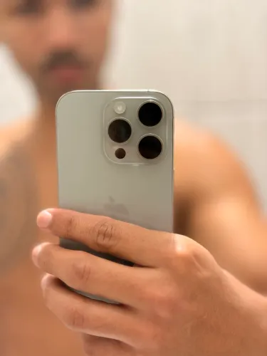 Vendo ou troco iPhone 16 pro 