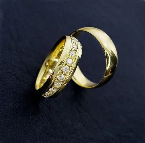 Par de aliança em Ouro 18k