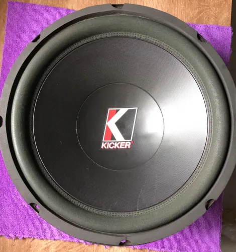 Kicker F12a Subwoofer FreeAir , semelhante ao pioneer impp linha anos 90