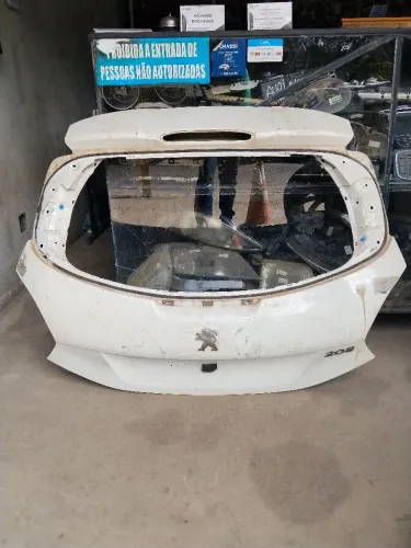 Tampa Traseira Peugeot 208 2013 a 2020