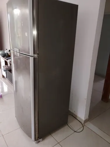 Vendo geladeira Brastemp