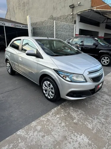 Chevrolet Onix Hatch LT 1.4 8V Flex Power Aut. 4P 2014