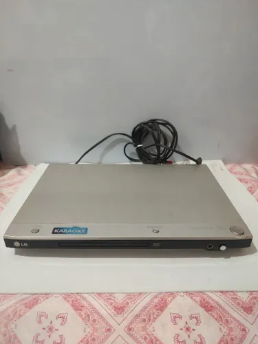 DVD Player Karaokê da LG DK140 