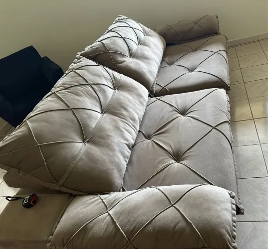 Vendo sofá retrátil no setor Santa Genoveva
