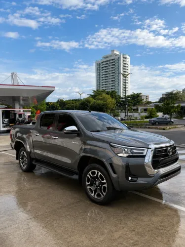 Toyota Hilux CD SRX 4X4 2.8 TDI 16V Diesel Aut. 2022