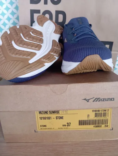 Tênis Mizuno Sunrise