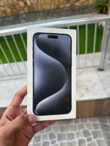 iPhone 15 pro Max 256gb chip físico