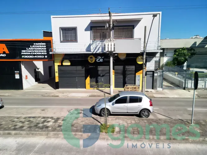 Barracão/Galpão para alugar com 560,00m² no Rebouças