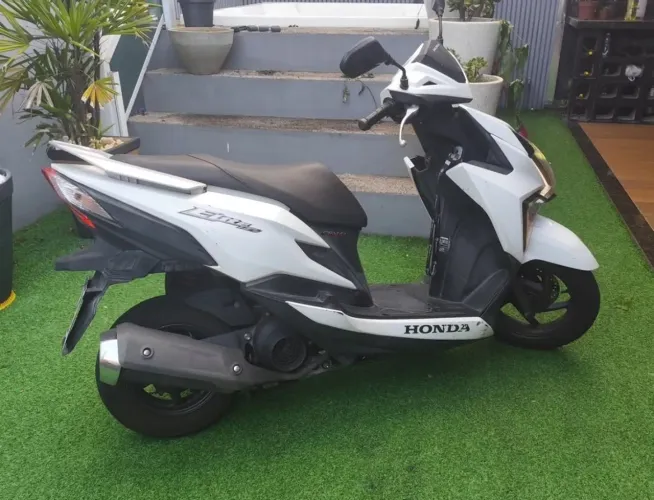 Vendo Honda  Elite 125