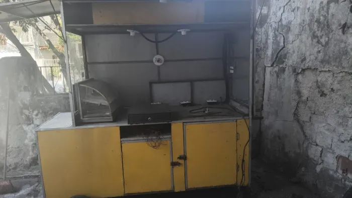 Vende-se barraca de salgados 