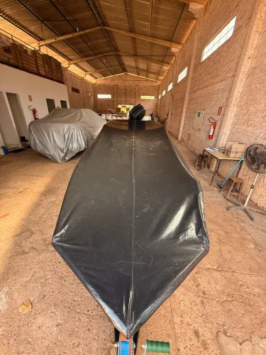 Barco 5,50 mt, motor 50HP Mercury partida elétrica. Conjunto 2024. 