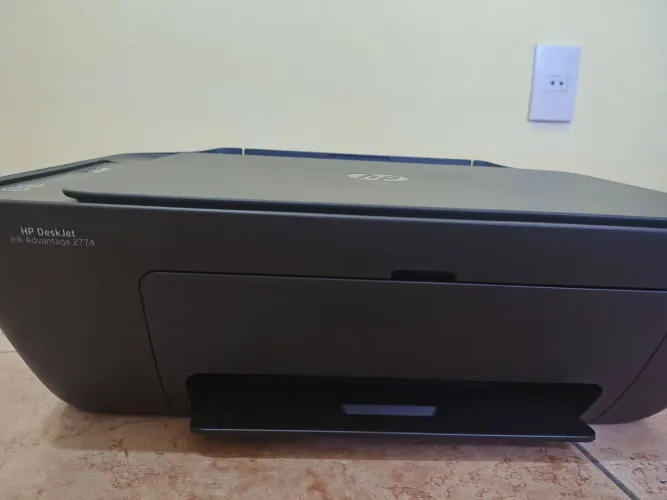 HP DeskJet Ink Advantage 2774 com Wi-Fi e Scanner - Estado de Nova