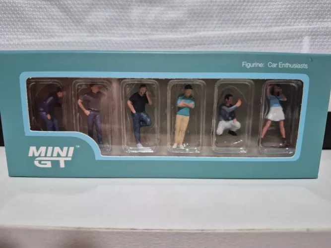 Figures Mini GT para diorama